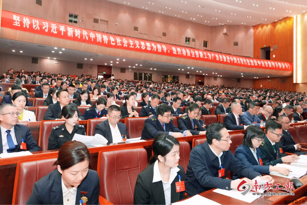 c52f14c7ddb64dfaa158963fe153cc82.png