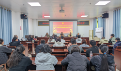 雷州市总工会召开会议传达学习全国两会精神