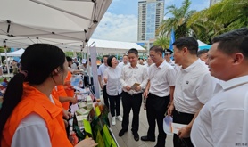 湛江市总工会参加“美好家园 共建有我”宣传市集活动