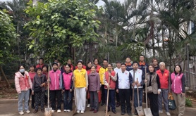 霞山区海港社区工会驿站开展植树节主题活动