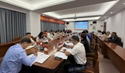 霞山区总工会召开庆“五一”国际劳动节劳模座谈会